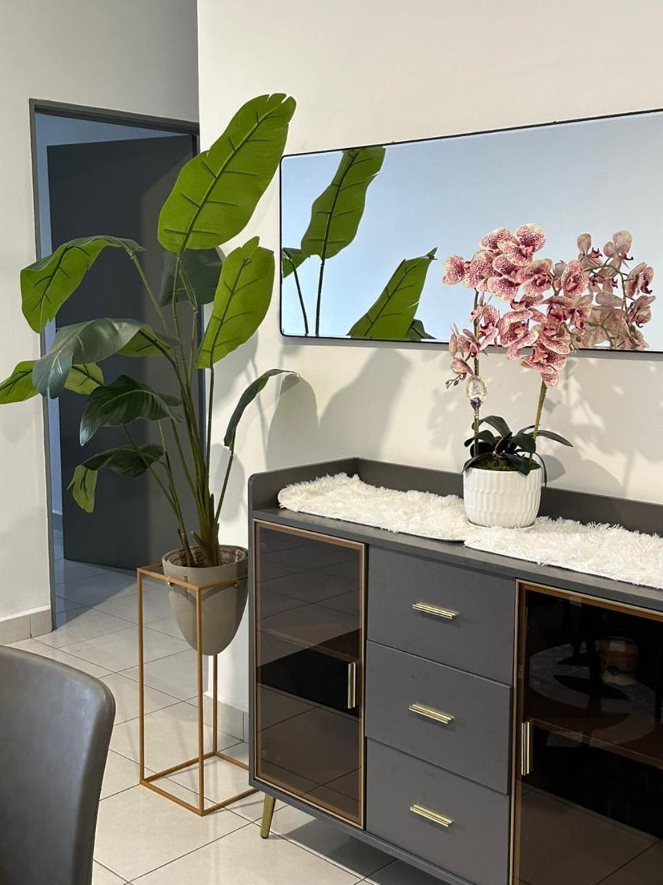 B3A-5 Suites Papar Екстер'єр фото